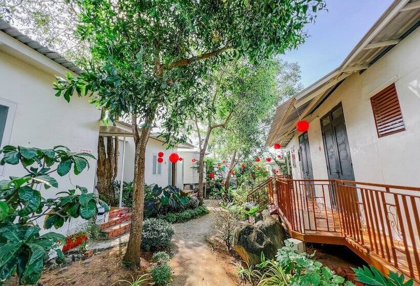 هتل Mai Phong Bungalow