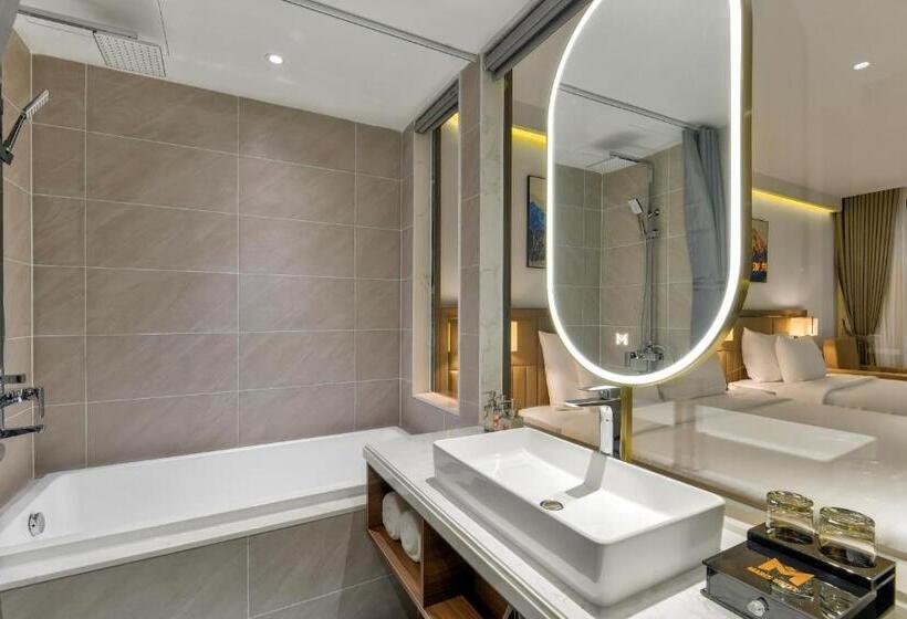 Maris Hotel Nha Trang