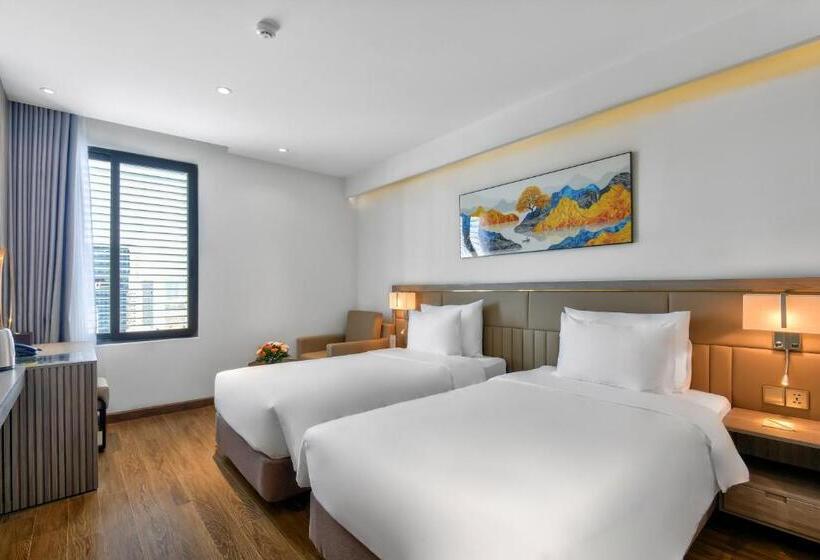 Maris Hotel Nha Trang