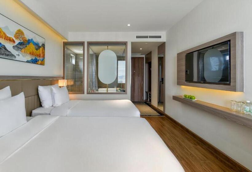 Maris Hotel Nha Trang