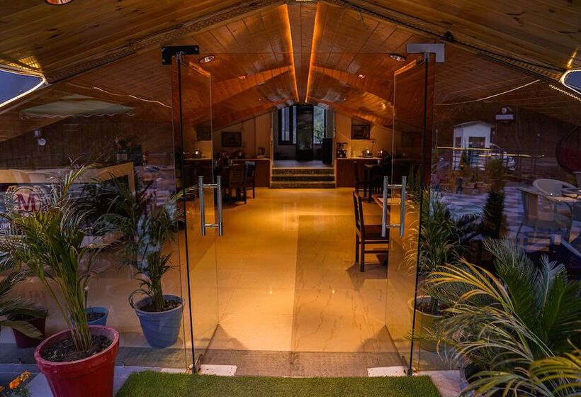 酒店 Montrose 11 Boutique