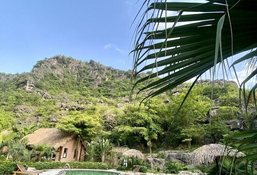 هتل Muong Village Ninh Binh