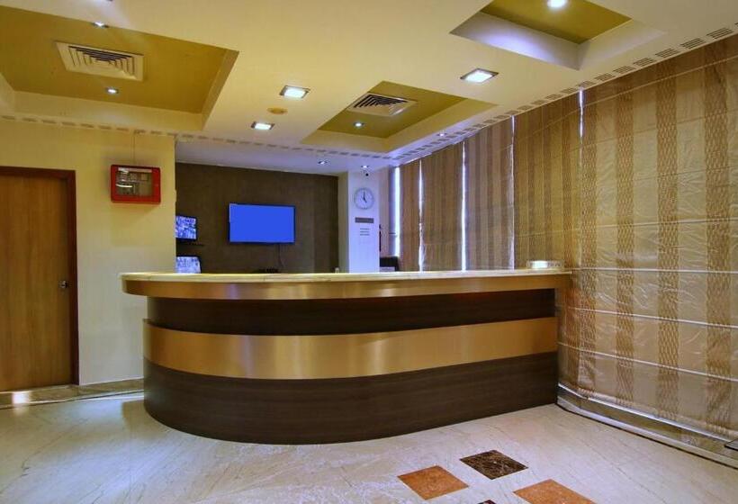 酒店 Narula Convention Centre