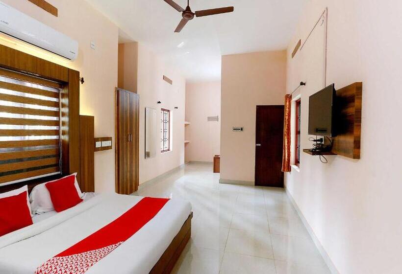 בית מלון כפרי Oyo Flagship Sreedevi Garden