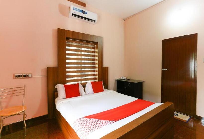 בית מלון כפרי Oyo Flagship Sreedevi Garden