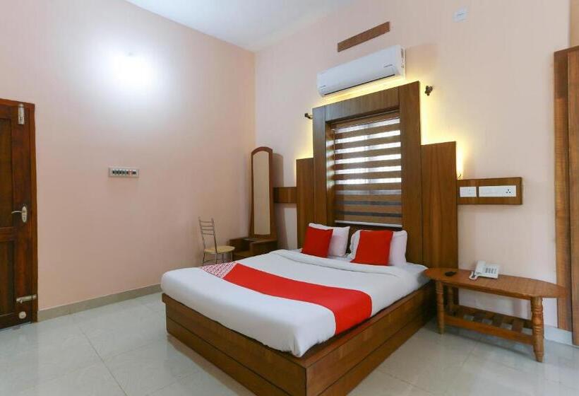 בית מלון כפרי Oyo Flagship Sreedevi Garden