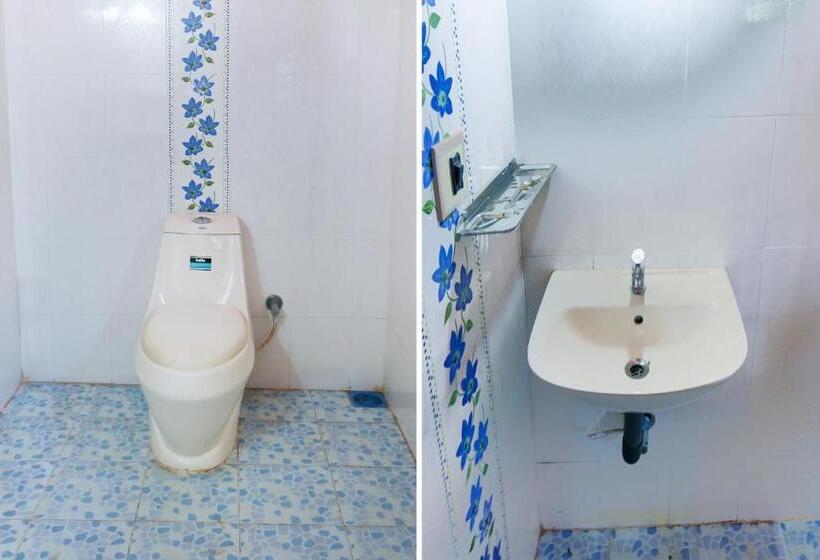 בית מלון כפרי Oyo Flagship Sreedevi Garden