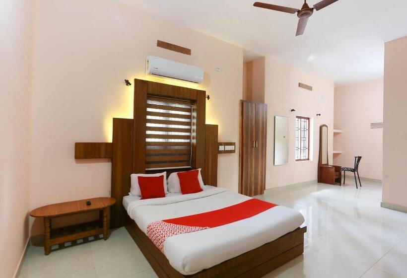 בית מלון כפרי Oyo Flagship Sreedevi Garden