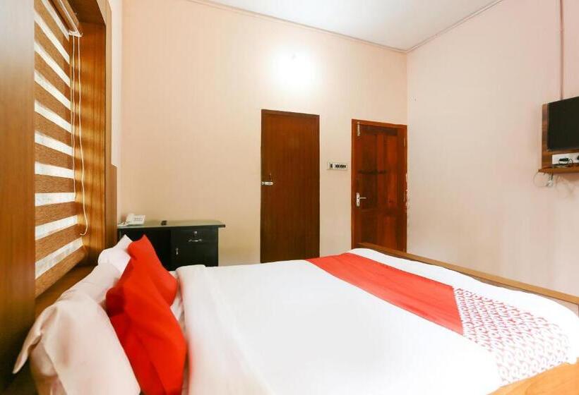 בית מלון כפרי Oyo Flagship Sreedevi Garden