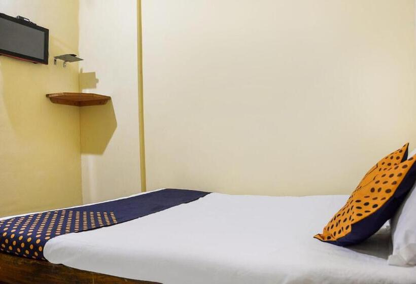 Отель Oyo Flagship The Residence Inn