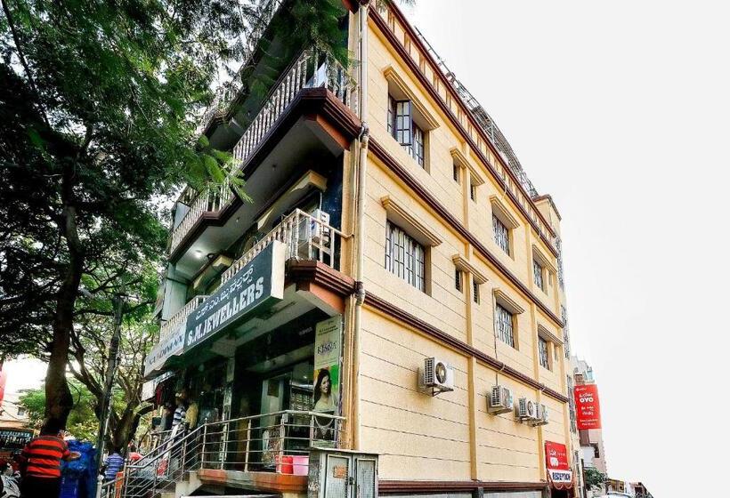 酒店 O Sree Lakshmi Residency