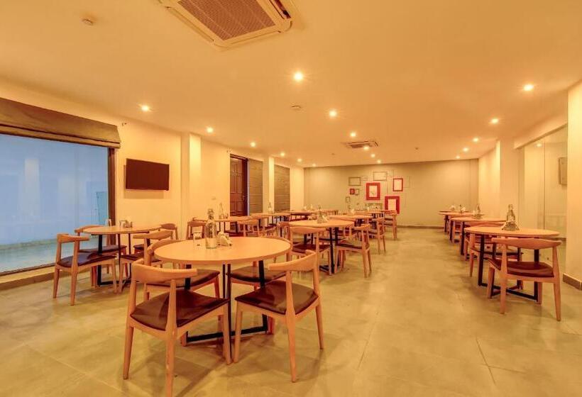 호텔 Townhouse 1293 Infinity Stays