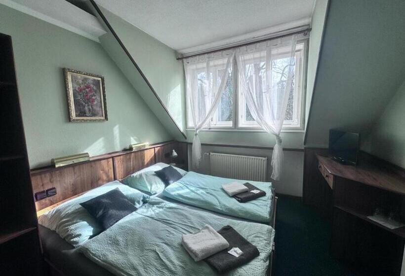 酒店 Penzion Landštejnský Dvůr