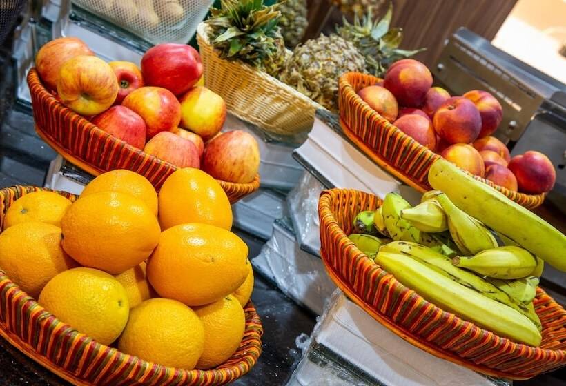 هتل Petra Moon Luxury