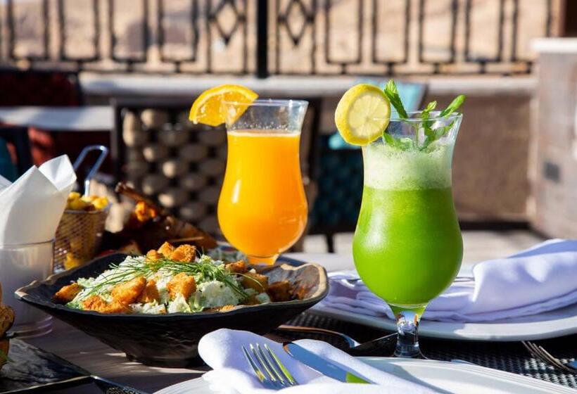 هتل Petra Moon Luxury