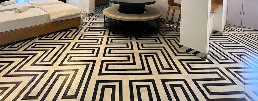 בית מלון כפרי Privystays St. Ricky S Apartment