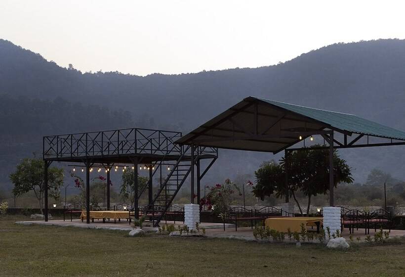 ホテル River Valley Resort