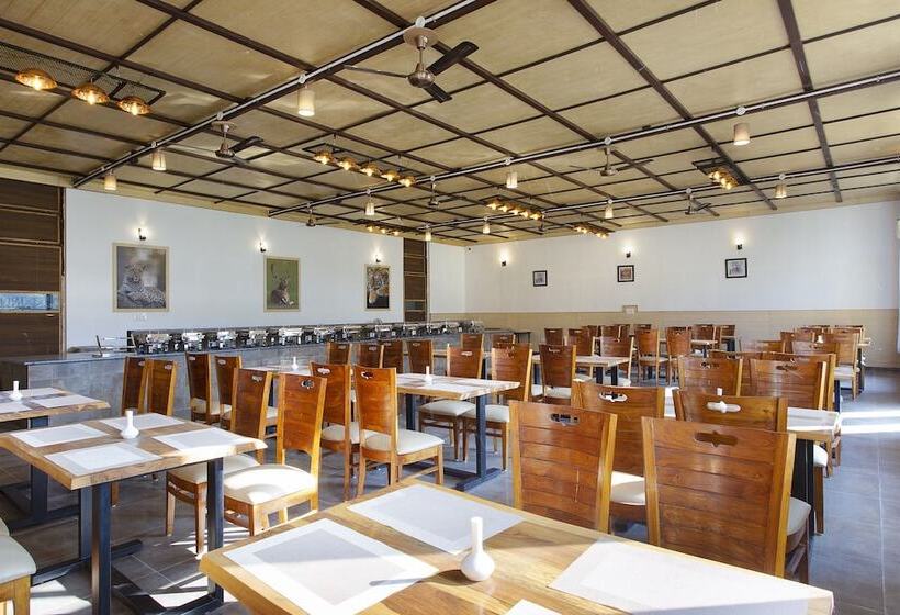 ホテル River Valley Resort