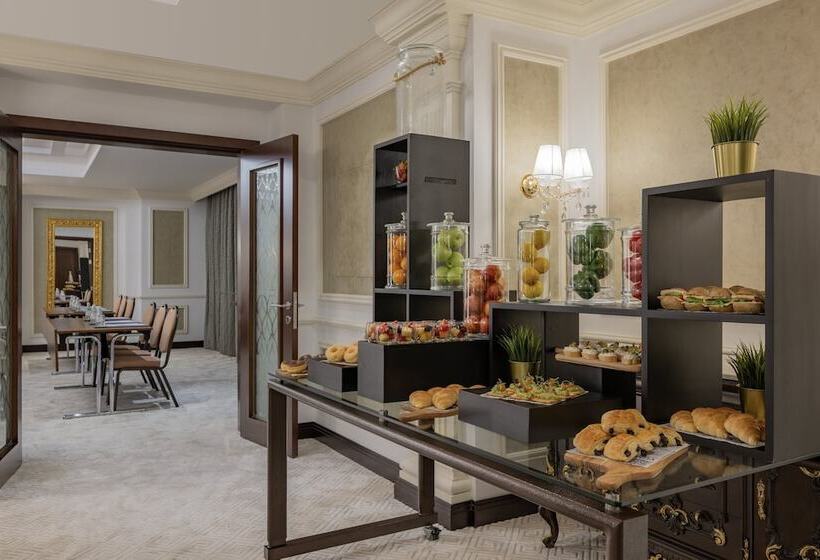 هتل Riviera Rayhaan By Rotana Doha