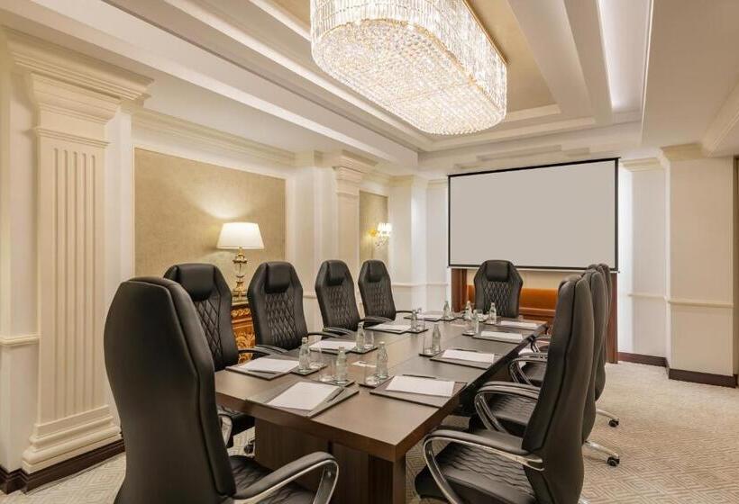 هتل Riviera Rayhaan By Rotana Doha