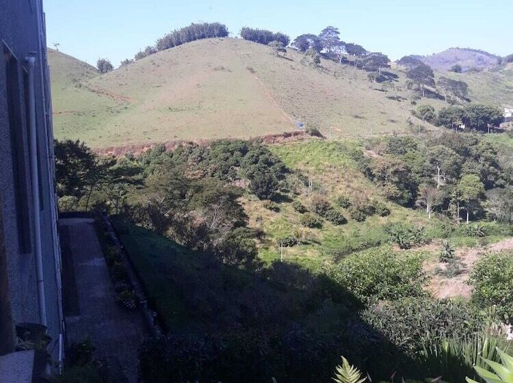 فندق ريفى Auberge Valaisanne