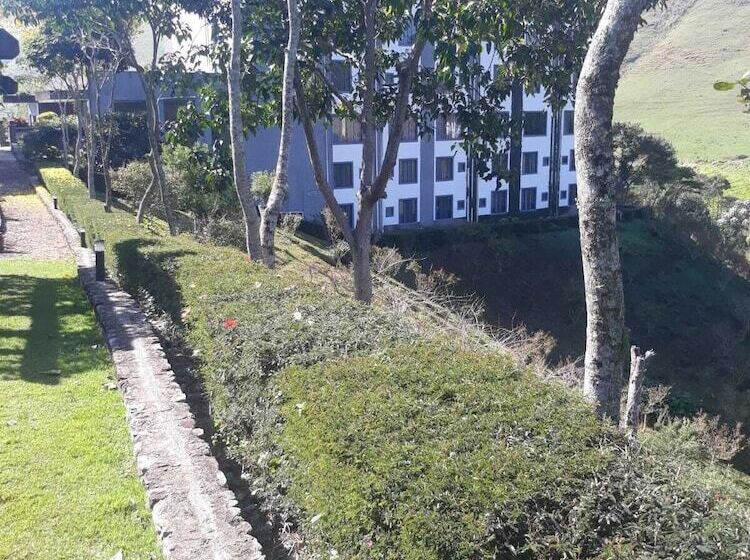 فندق ريفى Auberge Valaisanne