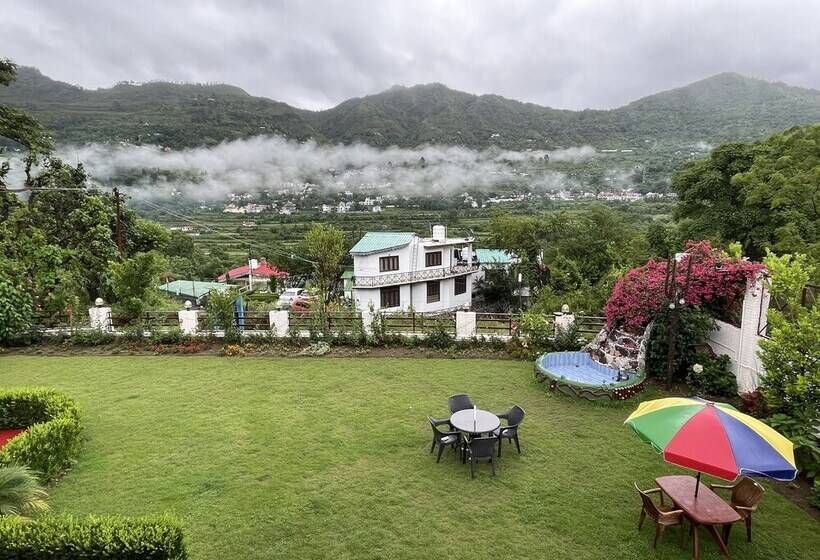فندق Sangita Resorts Naukuchiatal