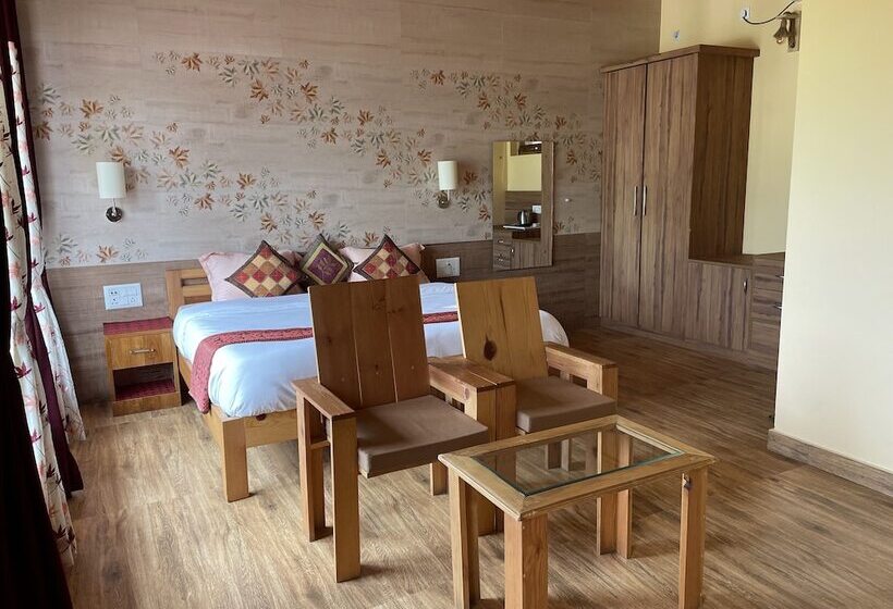 فندق Sangita Resorts Naukuchiatal