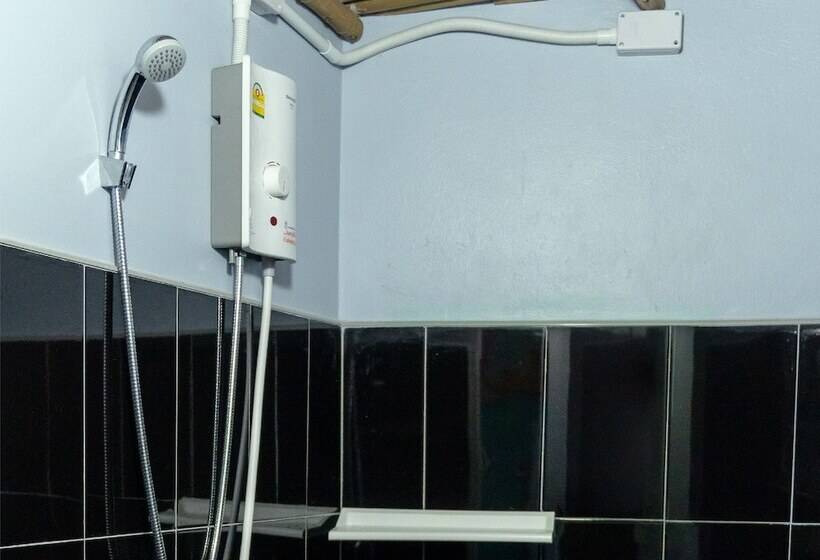 Отель Slumber Party Patong