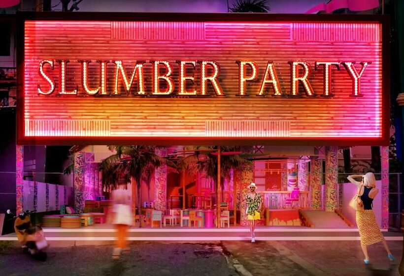 Отель Slumber Party Patong