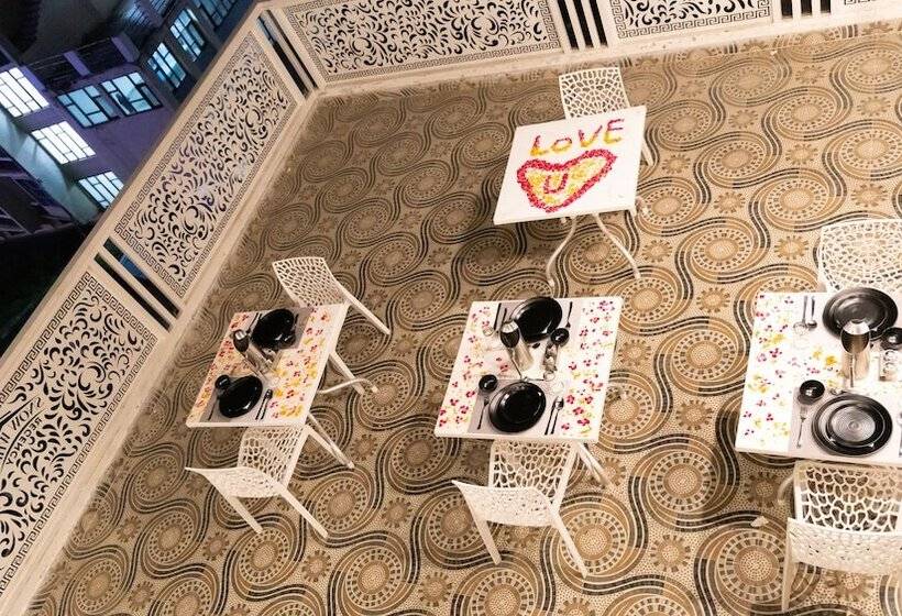 هتل Snow White Regency, Manali