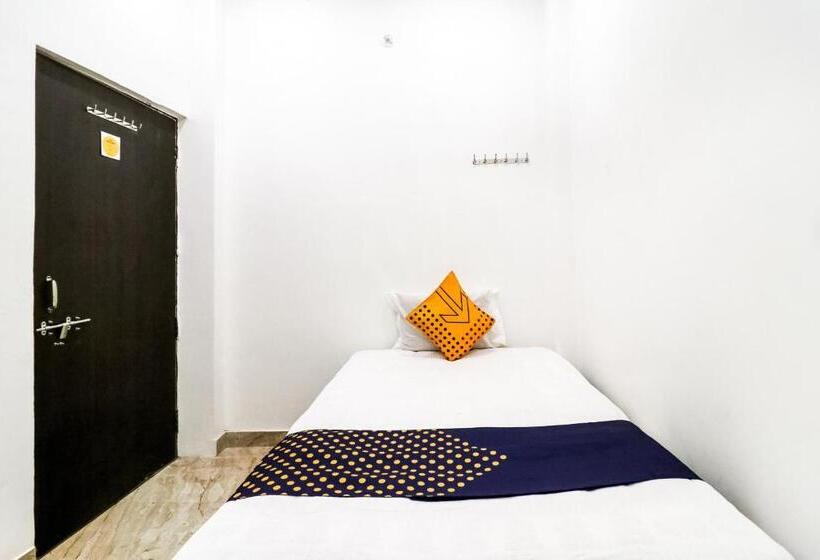 בית מלון כפרי Spot On Anand P. Guest House