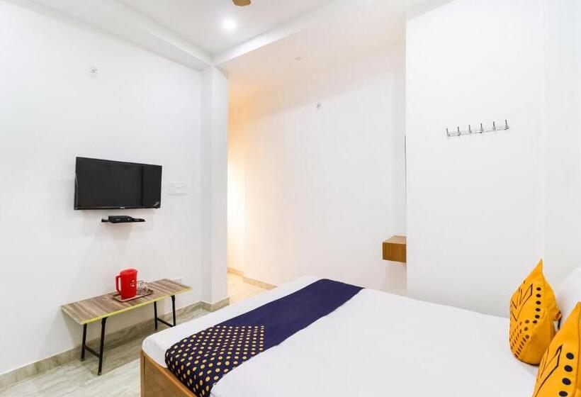 בית מלון כפרי Spot On Anand P. Guest House