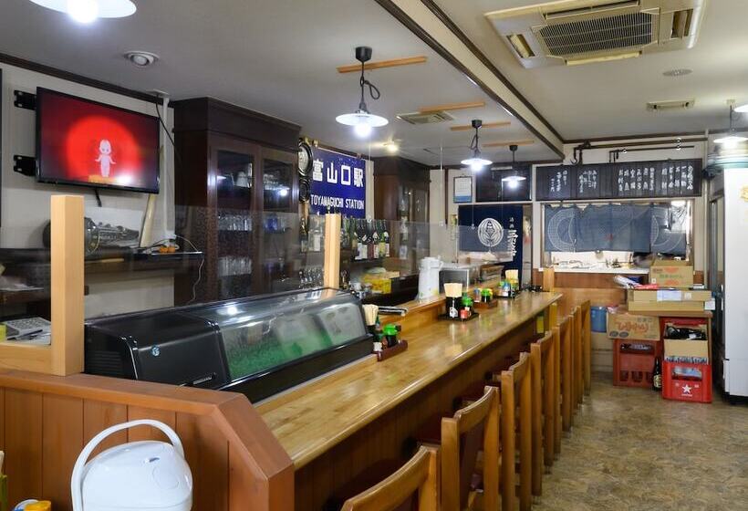 בית מלון כפרי Tabist Business Toyama Urban