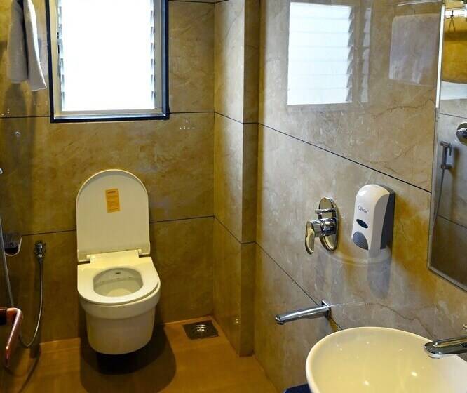 فندق The Dorm Inn