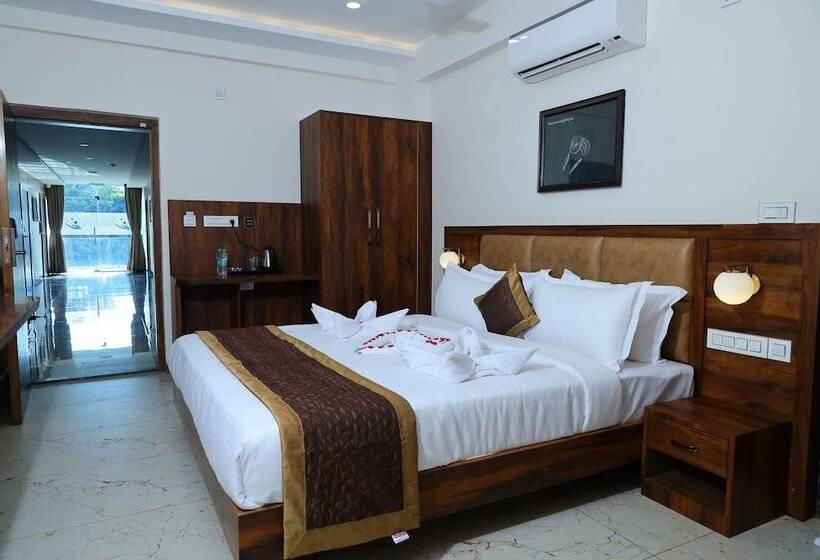 Отель The Godavari Gokarna