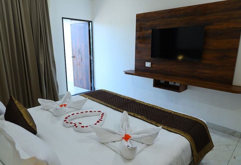 Отель The Godavari Gokarna