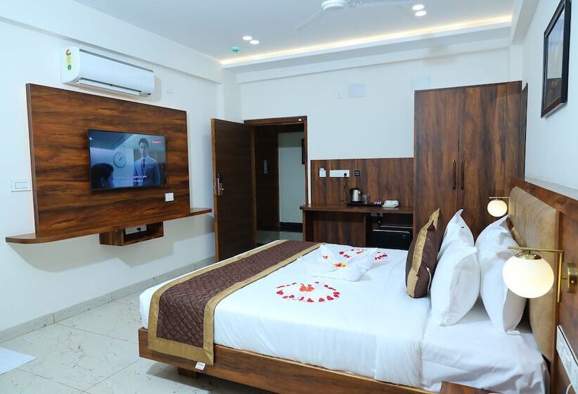 Отель The Godavari Gokarna