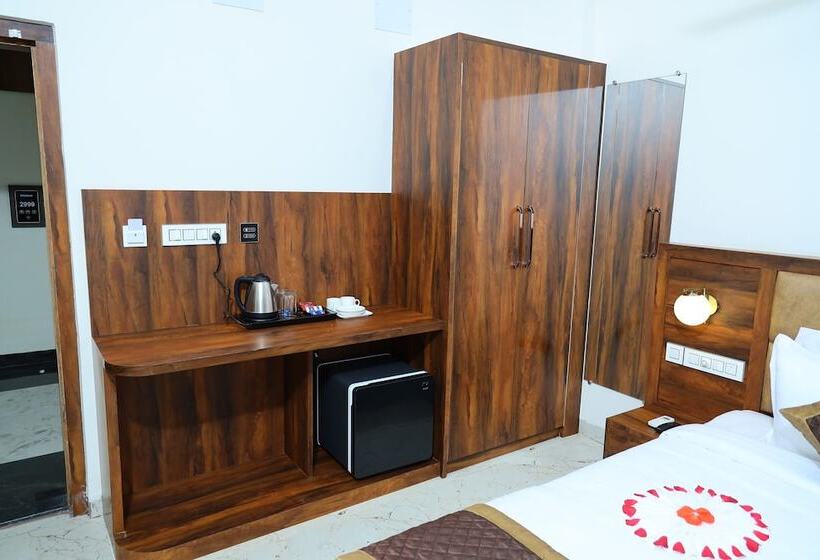 Отель The Godavari Gokarna