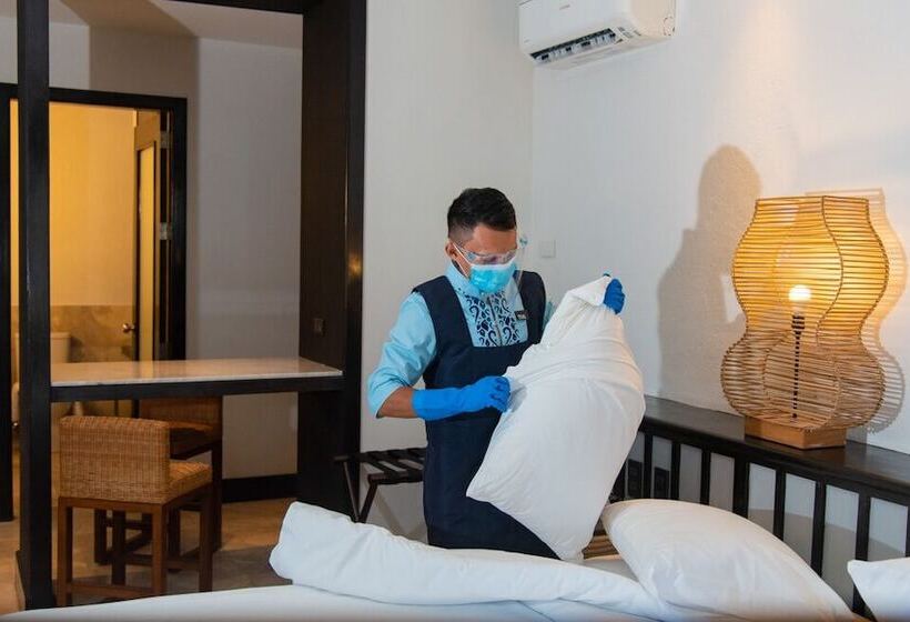 هتل The Henry Resort Dumaguete