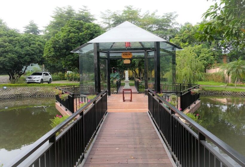 هتل Truc An Village