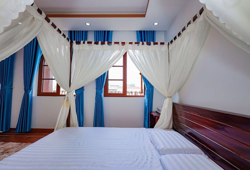 هتل Twilight Homestay Phu Quoc