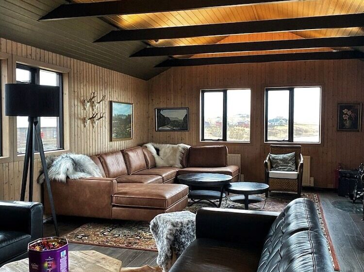 هتل West Ranga Lodge