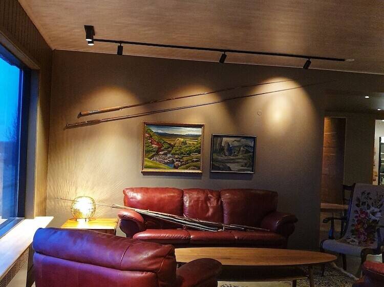 هتل West Ranga Lodge