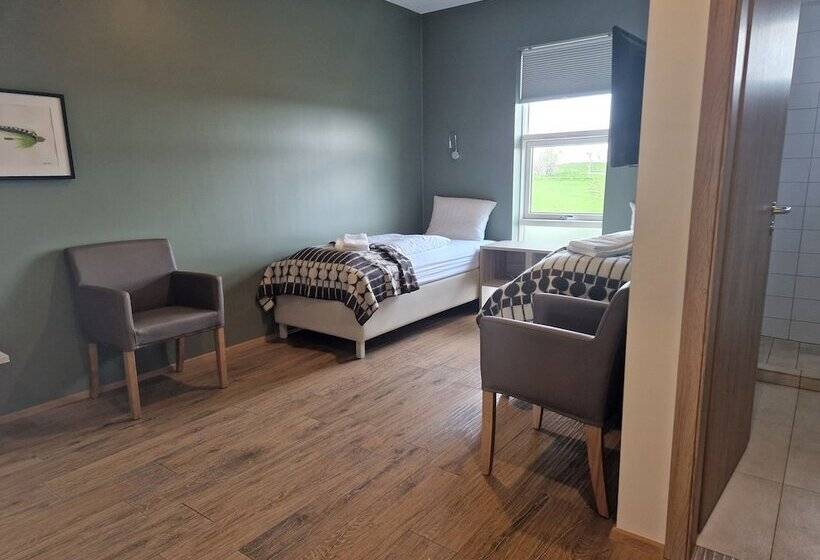 هتل West Ranga Lodge