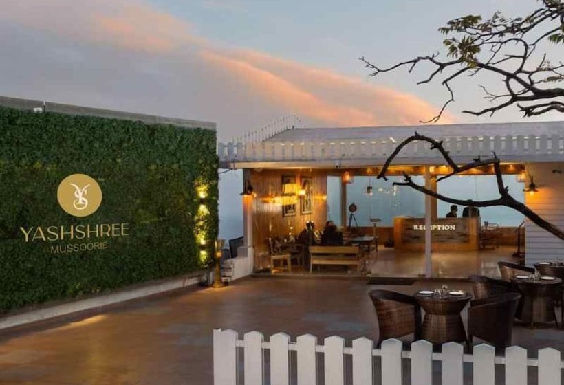 בית מלון כפרי Yashshree Mussoorie Mall Road