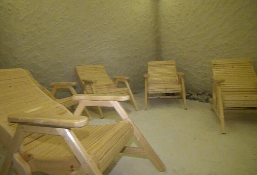 Maajid Quba Hotel&restaurant Sanatorium