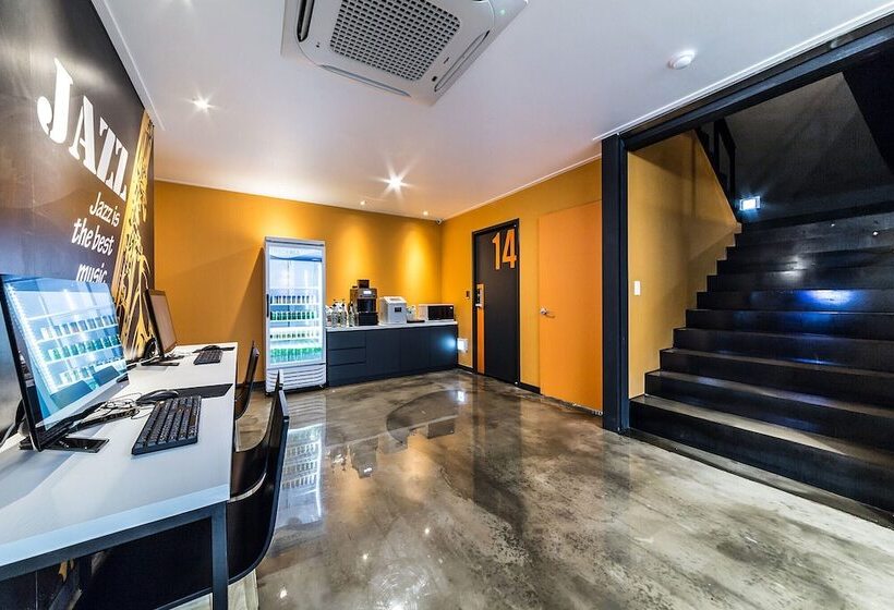 모텔 Anshan Hotel Chemie Gab