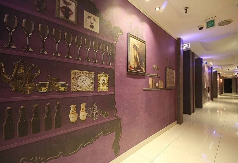 Motel Changwon Haryeon Design