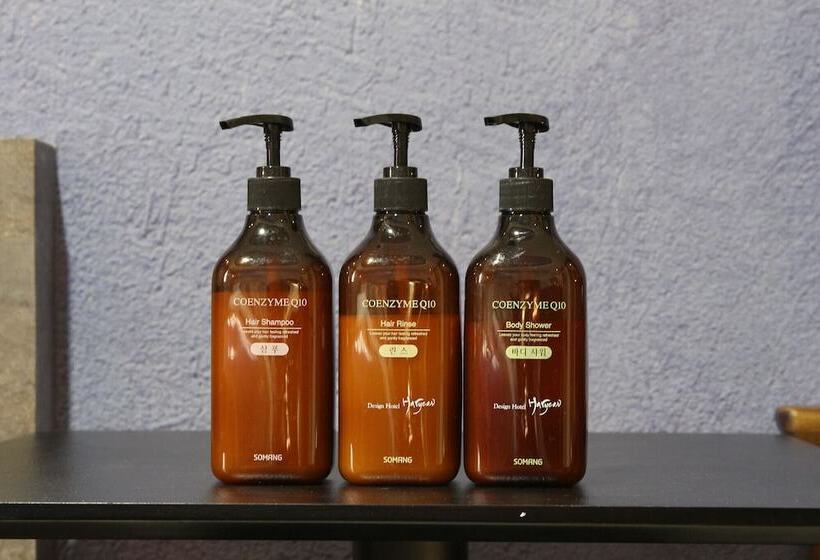 Motel Changwon Haryeon Design